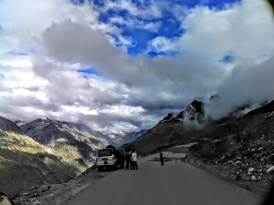 Photo of Complete Guide to your first short bike ride in the Mighty Himalayas.On manali leh highway. 4/17 by Azam Siddiqui