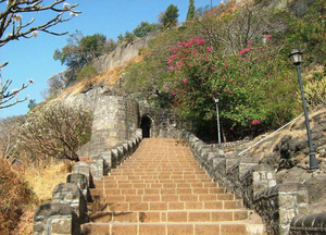 Shivneri Fort 1/4 by Tripoto
