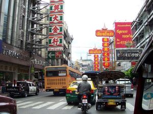 Patpong Night Market 1/18 by Tripoto